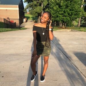 Meet your Posher, Jalia